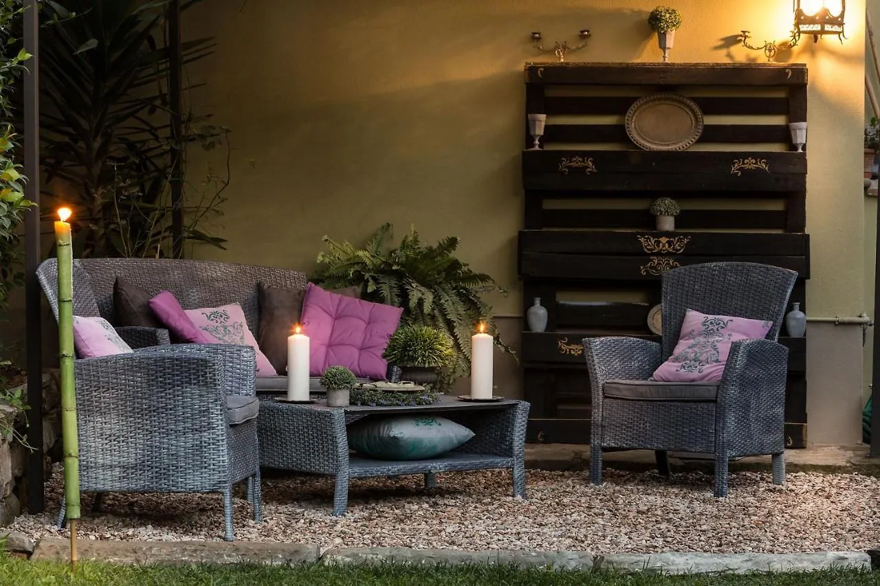 La Dimora Dei Conti, Indulge In A Country Farmhouse Apartment With Jacuzzi Facing The Town! Capannori 0*,  Italy