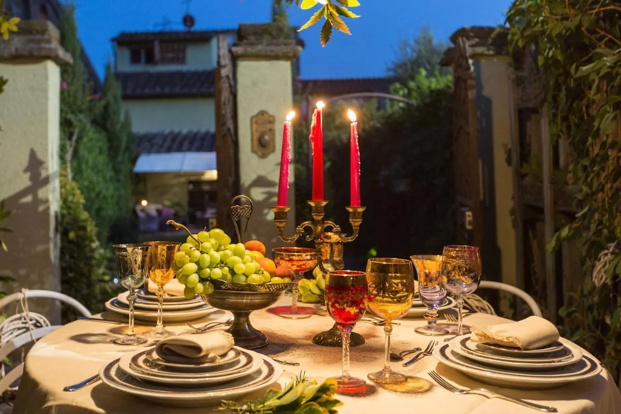 La Dimora Dei Conti, Indulge In A Country Farmhouse Apartment With Jacuzzi Facing The Town! Capannori Villa